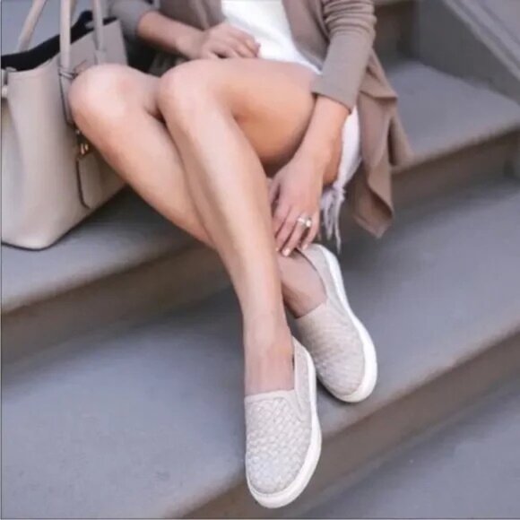 M. Gemi The Cerchio Slip On Sneaker in Dove Gray - Picture 1 of 13
